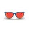Oakley Frogskins Frogskins 35th Anniversary Low Bridge Fit Primary Blue Frame Prizm Ruby Lens